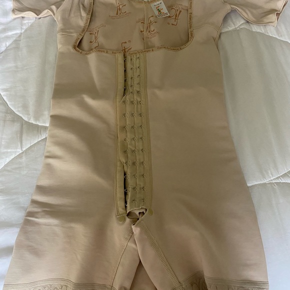 New faja 2xl - Picture 2 of 2